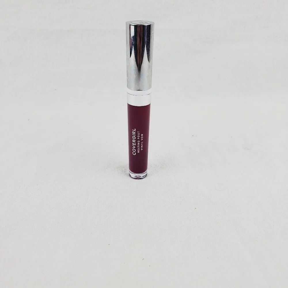 3 FOR $15 💟💟 Covergirl melting pout Vinyl Vow Lip Gloss